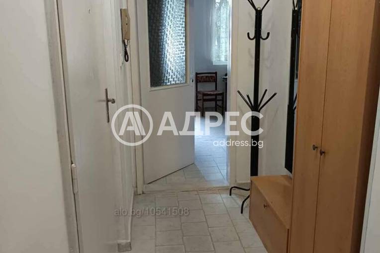 Двустаен апартамент, Варна, Червен площад, 689270, Снимка 2