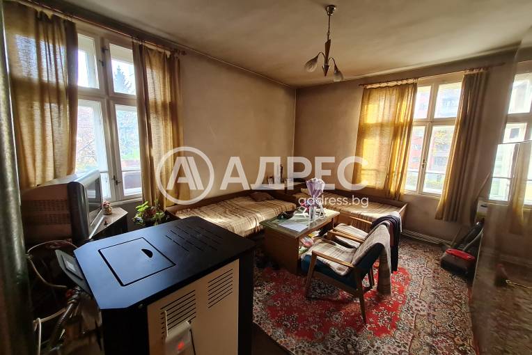 Тристаен апартамент, София, Изгрев, 678273, Снимка 3