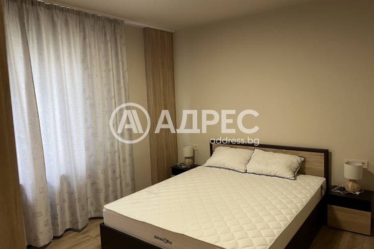 Тристаен апартамент, София, Изток, 695273, Снимка 1
