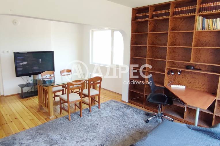 Етаж от къща, Шумен, Център, 660274, Снимка 2