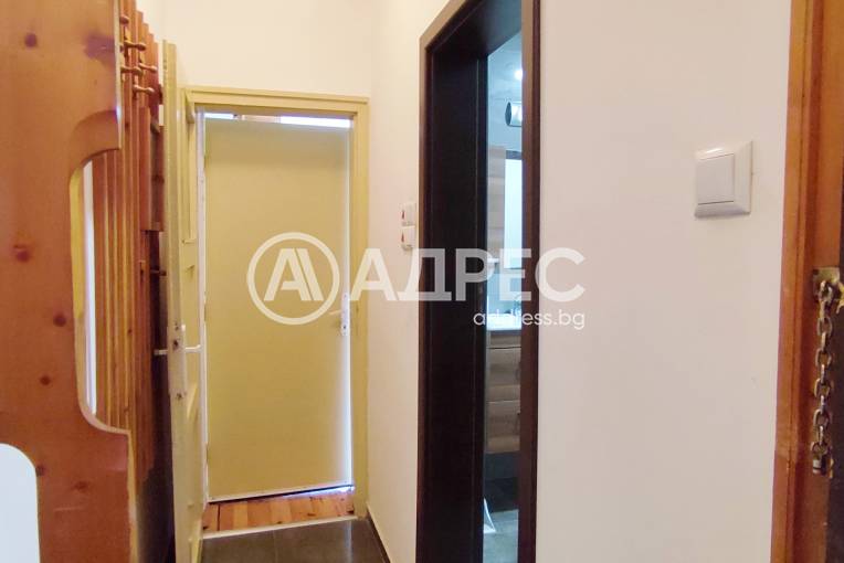 Етаж от къща, Шумен, Център, 660274, Снимка 5