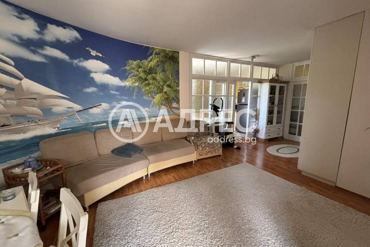 Тристаен апартамент, Варна, к.к. Св.Св. Константин и Елена, 663275, Снимка 2