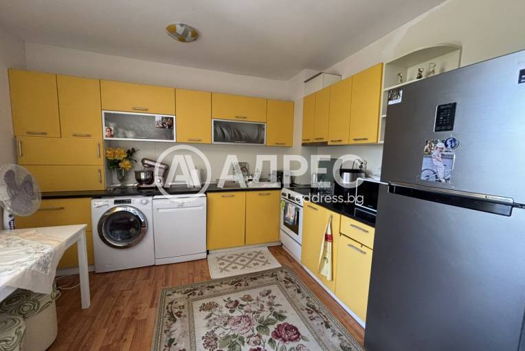 Тристаен апартамент, Варна, к.к. Св.Св. Константин и Елена, 663275, Снимка 4