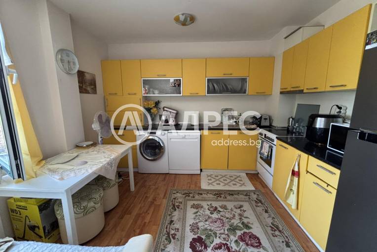 Тристаен апартамент, Варна, к.к. Св.Св. Константин и Елена, 663275, Снимка 5