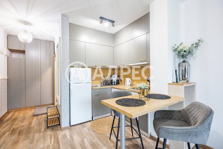 Едностаен апартамент, Варна, к.к. Св.Св. Константин и Елена, 683275, Снимка 4