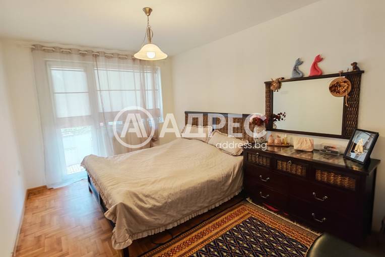 Тристаен апартамент, София, Лозенец, 700275, Снимка 2