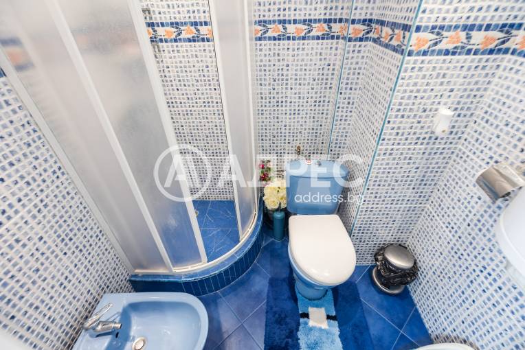 Многостаен апартамент, Варна, Икономически университет, 677276, Снимка 11