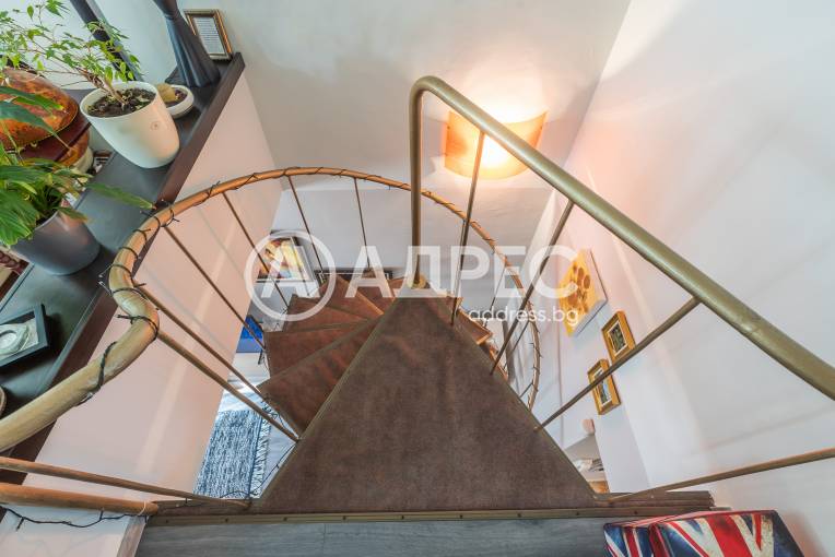 Многостаен апартамент, Варна, Икономически университет, 677276, Снимка 13