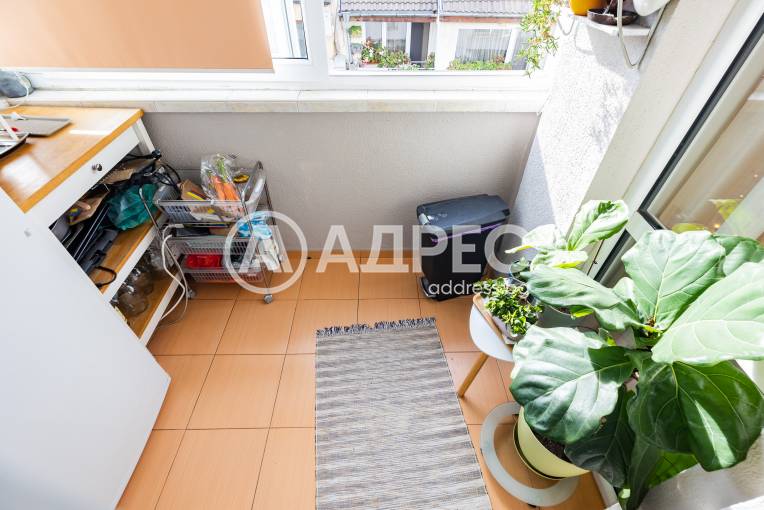 Многостаен апартамент, Варна, Икономически университет, 677276, Снимка 4