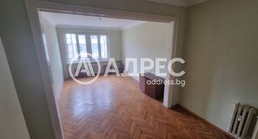 Двустаен апартамент, София, Оборище, 689276, Снимка 1