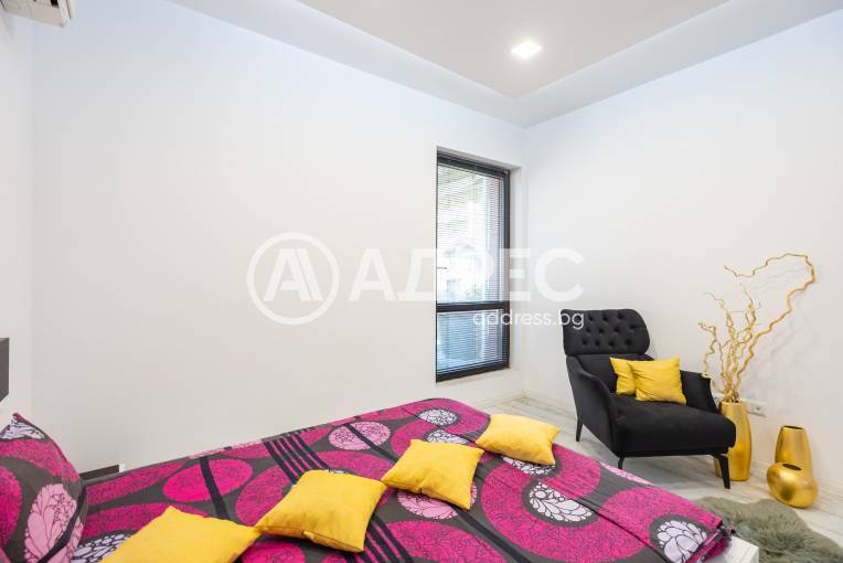 Тристаен апартамент, Варна, Център, 668278, Снимка 13