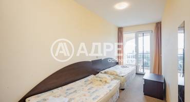 Тристаен апартамент, Варна, к.к. Златни Пясъци, 701279, Снимка 3