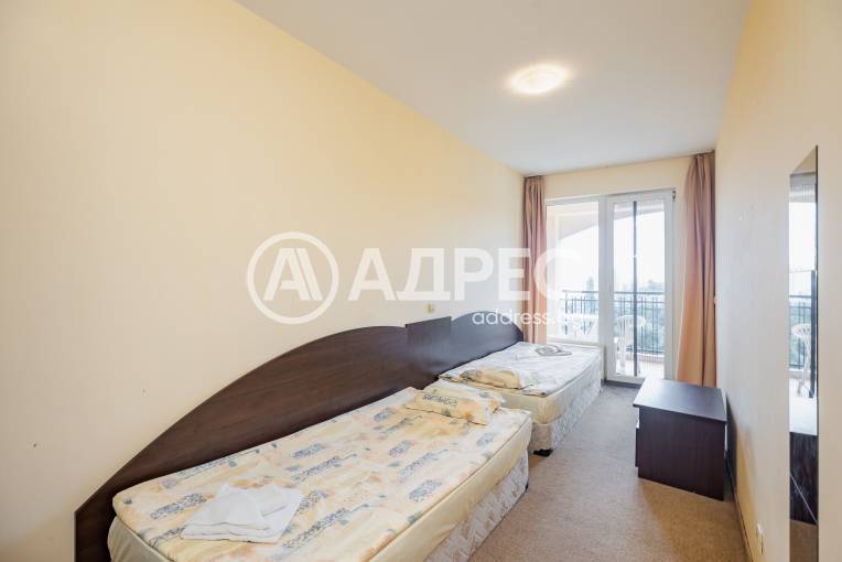 Тристаен апартамент, Варна, к.к. Златни Пясъци, 701279, Снимка 3