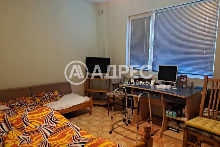 Тристаен апартамент, Пловдив, Кършияка, 624280, Снимка 1
