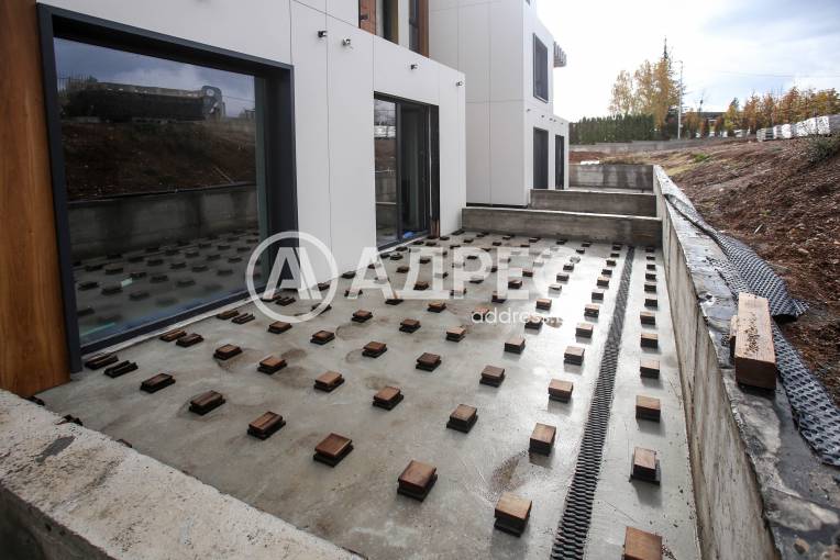 Тристаен апартамент, Иваняне, 671280, Снимка 1