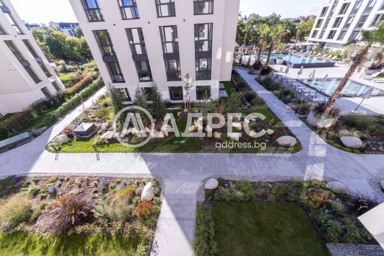 Двустаен апартамент, Варна, к.к. Св.Св. Константин и Елена, 660281, Снимка 1