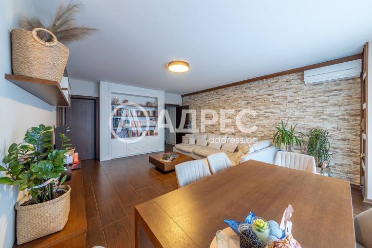 Тристаен апартамент, Варна, Бриз, 640284, Снимка 1