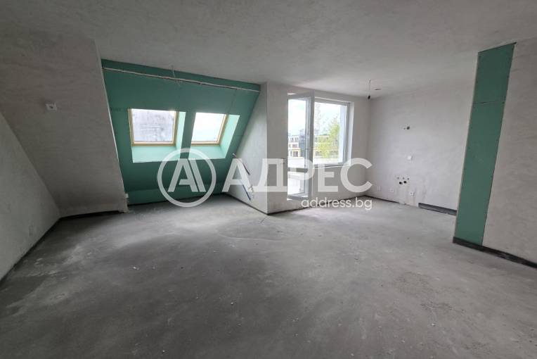 Тристаен апартамент, София, Лагера, 675285, Снимка 1