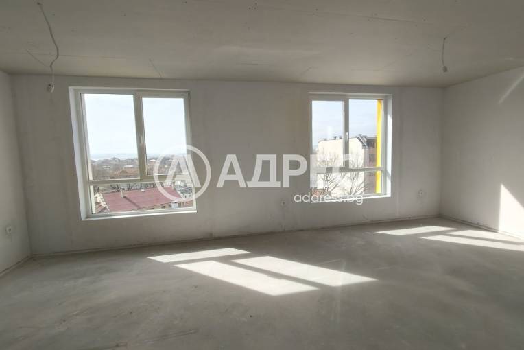 Двустаен апартамент, Варна, Колхозен пазар, 688286, Снимка 2