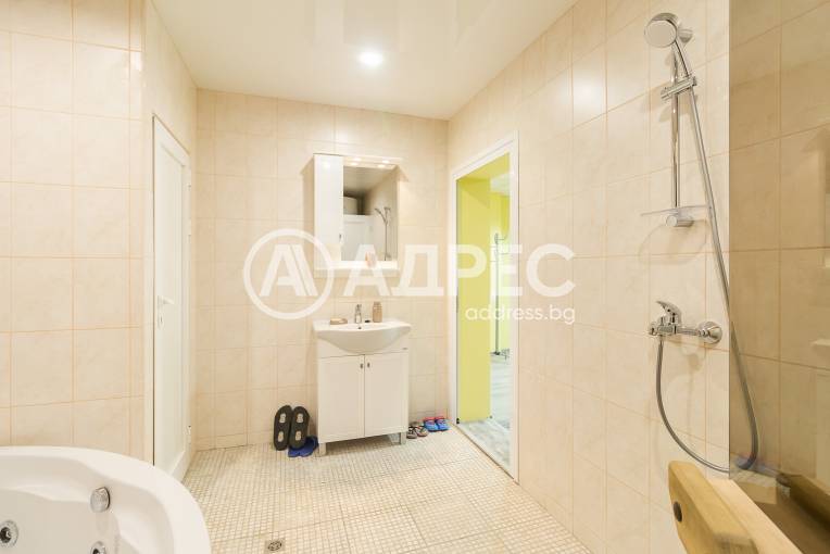 Многостаен апартамент, Варна, м-ст Ален Мак, 666287, Снимка 16