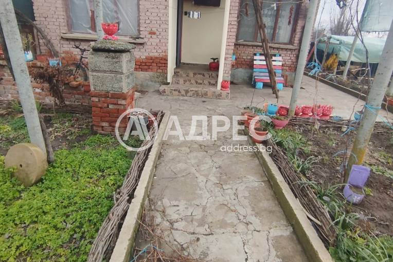 Къща/Вила, Зимница, 680287, Снимка 1