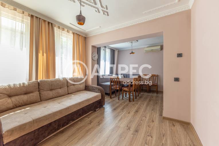 Етаж от къща, Варна, Аспарухово, 701287, Снимка 1