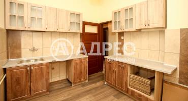 Тристаен апартамент, София, Център, 664289, Снимка 2