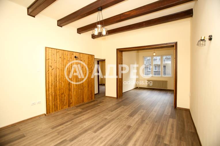 Тристаен апартамент, София, Център, 664289, Снимка 1