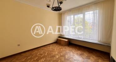 Тристаен апартамент, София, Гео Милев, 692289, Снимка 3