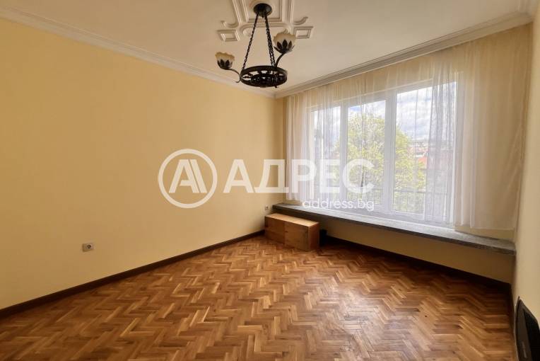 Тристаен апартамент, София, Гео Милев, 692289, Снимка 3
