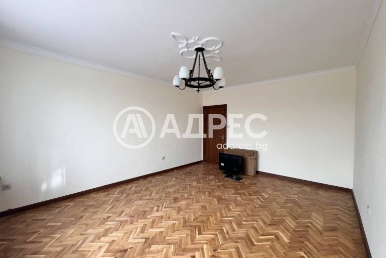 Тристаен апартамент, София, Гео Милев, 692289, Снимка 6