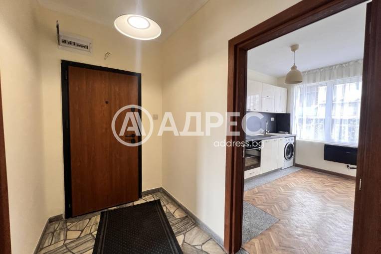 Тристаен апартамент, София, Гео Милев, 692289, Снимка 7