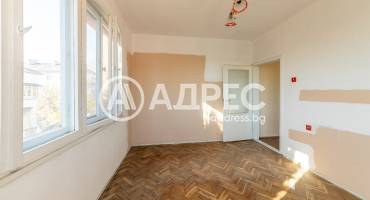 Многостаен апартамент, Варна, Окръжна болница, 620290, Снимка 2