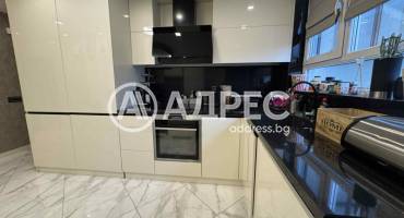 Тристаен апартамент, София, Света троица, 676290, Снимка 6