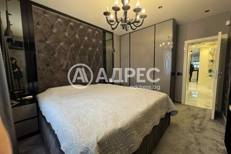 Тристаен апартамент, София, Света троица, 676290, Снимка 2