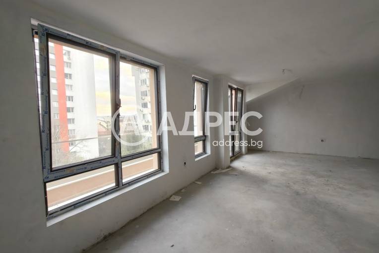 Многостаен апартамент, Варна, Лятно кино Тракия, 641292, Снимка 1