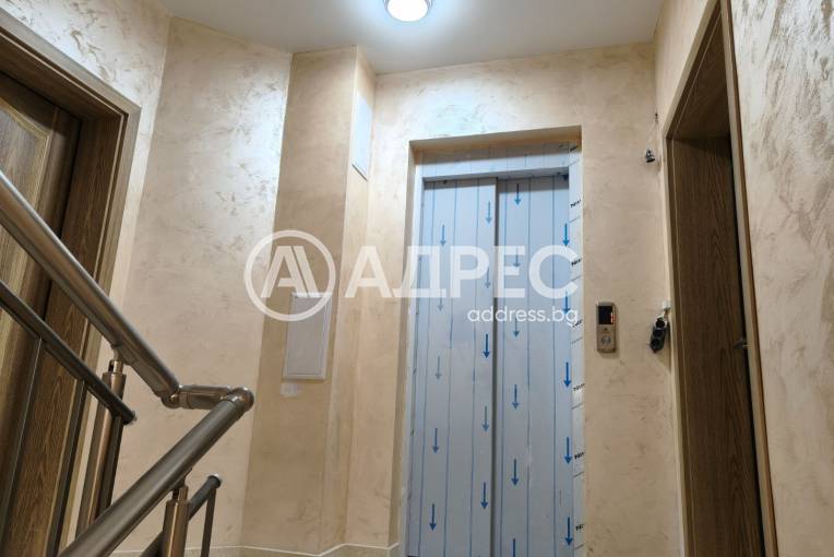 Многостаен апартамент, Варна, Лятно кино Тракия, 641292, Снимка 8