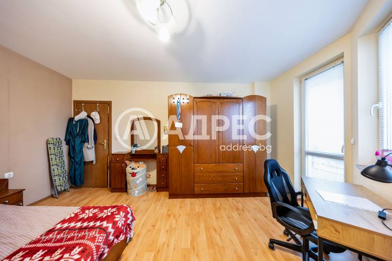 Тристаен апартамент, Плевен, Градска част, 679292, Снимка 8