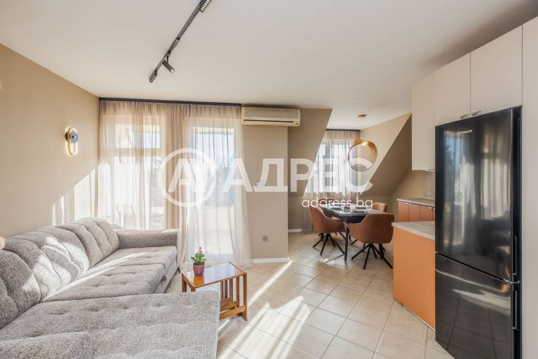 Двустаен апартамент, Варна, Икономически университет, 680292, Снимка 5