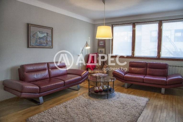 Тристаен апартамент, Пловдив, Кършияка, 607293, Снимка 1