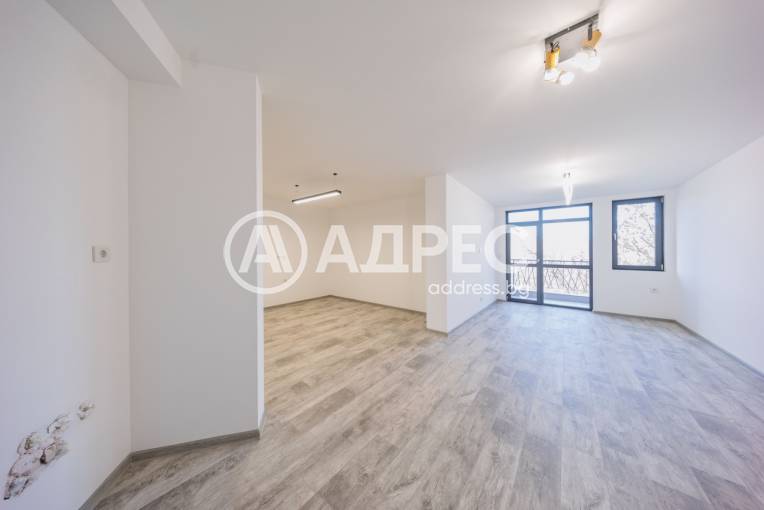 Тристаен апартамент, Плевен, Идеален център, 683294, Снимка 1