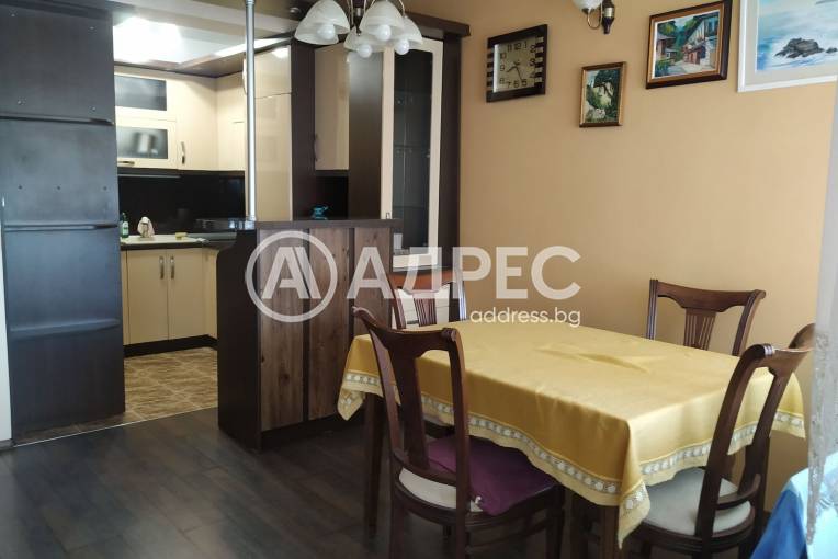 Тристаен апартамент, Пловдив, Кючук Париж, 703294, Снимка 2