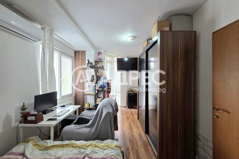 Тристаен апартамент, София, Дружба 1, 701295, Снимка 3