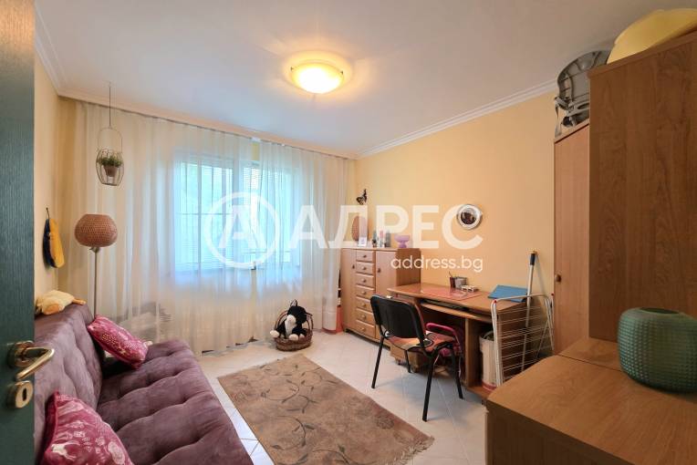 Многостаен апартамент, София, Павлово, 666296, Снимка 15