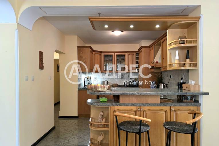 Многостаен апартамент, София, Павлово, 666296, Снимка 2