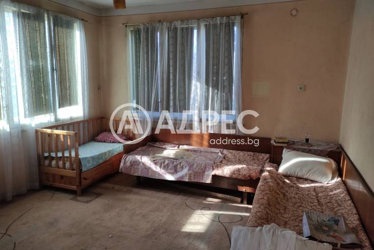 Къща/Вила, Юнаците, 681296, Снимка 11