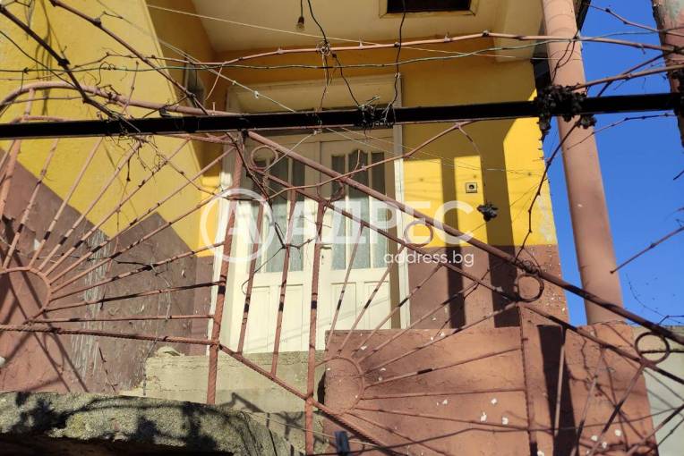 Къща/Вила, Юнаците, 681296, Снимка 9