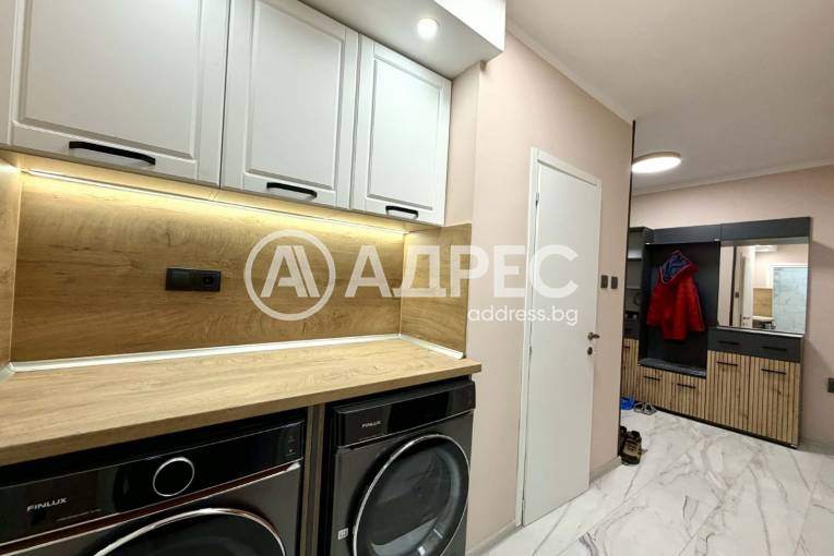 Тристаен апартамент, Велико Търново, Колю Фичето, 697298, Снимка 1