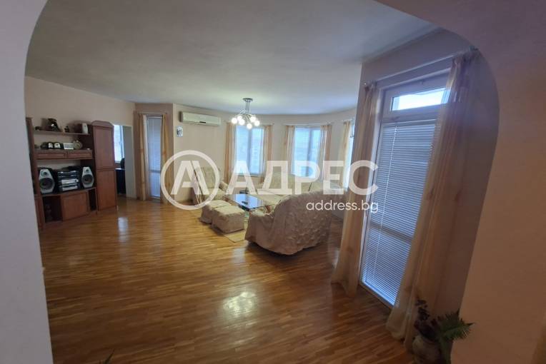 Многостаен апартамент, Хасково, Дружба 1, 686299, Снимка 1