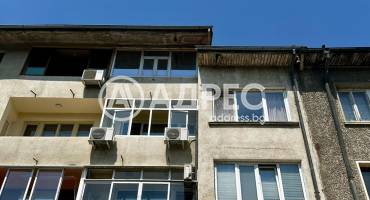 Тристаен апартамент, Троян, Център, 662301, Снимка 1